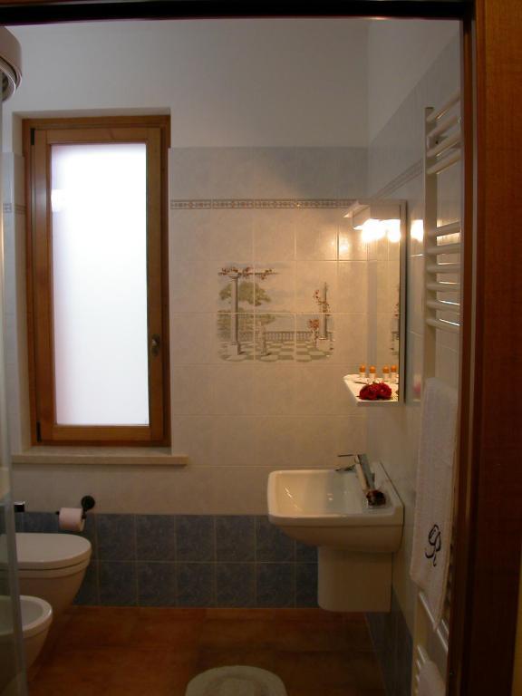 Agriturismo Radaméz Monzambano Habitación foto