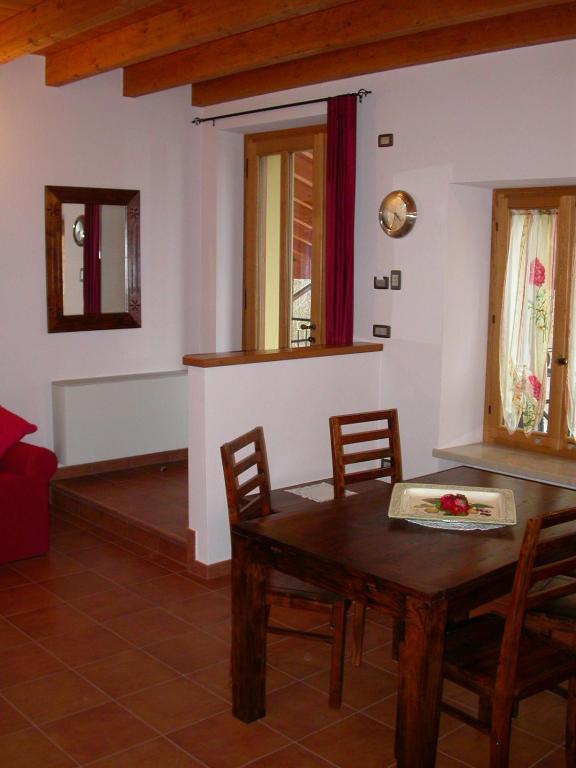 Agriturismo Radaméz Monzambano Habitación foto
